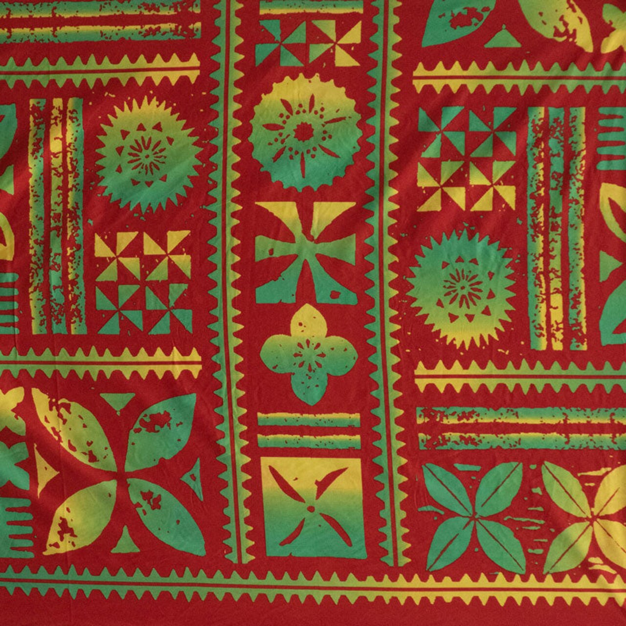1 Yard Traditional Polynesian Tapa Design Peachskin Fabric 45 Inch Width
